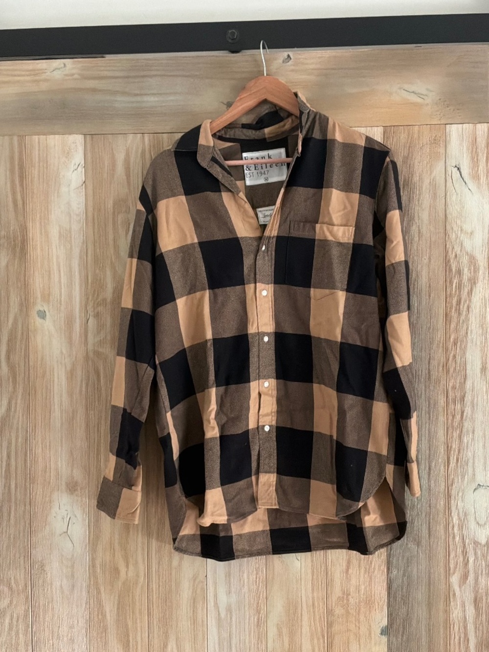 Frank & Eileen Joedy Medium black/tan plaid shirt, NWT